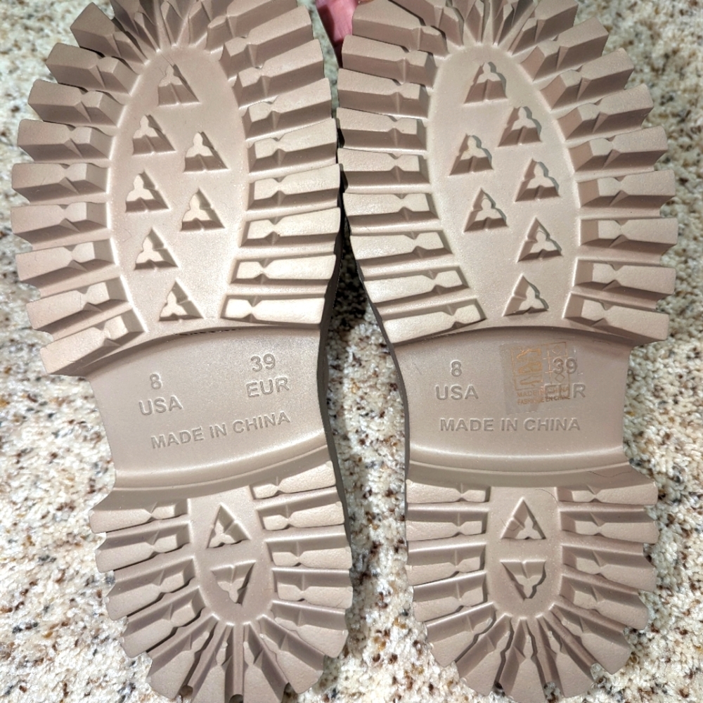 Jeffrey Campbell Clogs Lugged Platform Size 8 Boh… - image 4